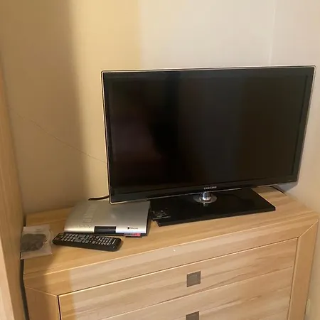 Elit 3 Apartament Апартамент *